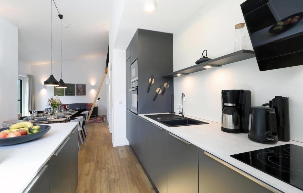 3 Bedroom Stunning Home In Lembruch-Duemmer See Екстериор снимка