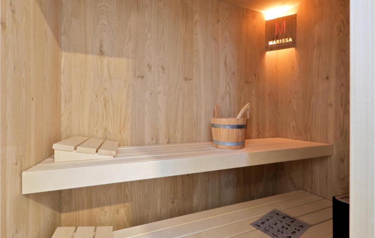 3 Bedroom Stunning Home In Lembruch-Duemmer See Екстериор снимка