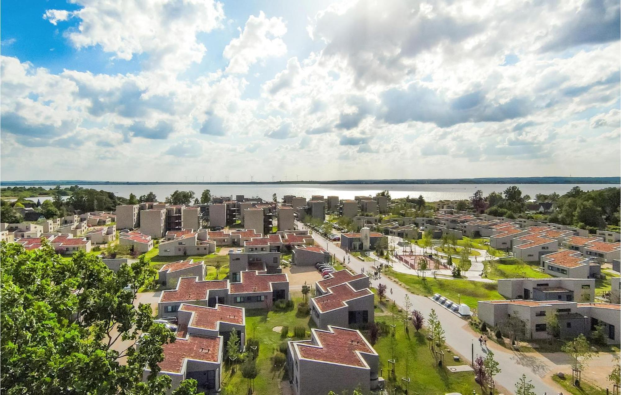 3 Bedroom Stunning Home In Lembruch-Duemmer See Екстериор снимка